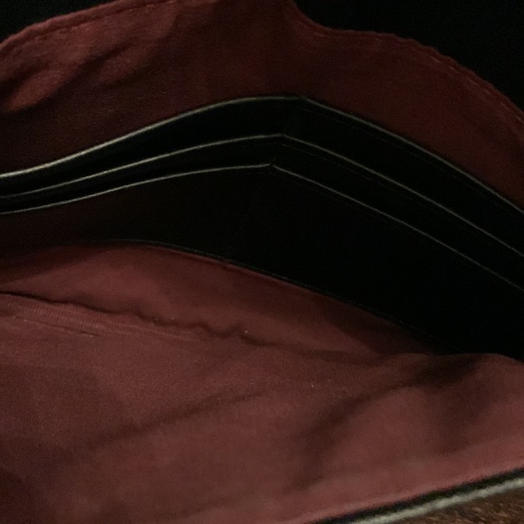 Ellen Tracy Envelope Clutch in Black with removable strap - Picture 11 of 11